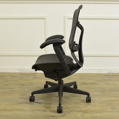 Herman Miller ミラチェア