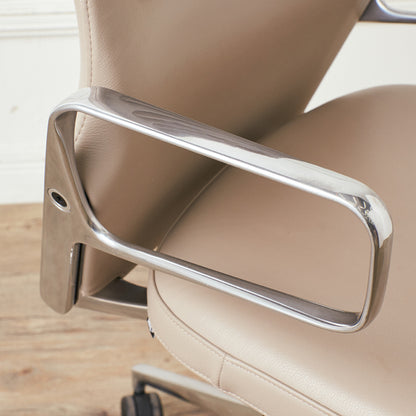 Vitra AC4