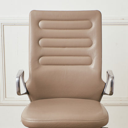 Vitra AC4