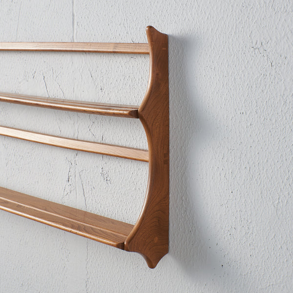 ヴィンテージ ウォールラック(Wall Mounted Plate Rack model 268)