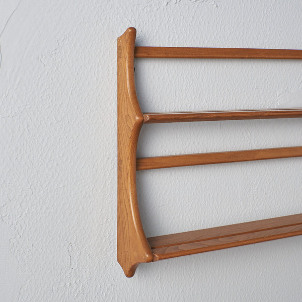 ヴィンテージ ウォールラック(Wall Mounted Plate Rack model 268)