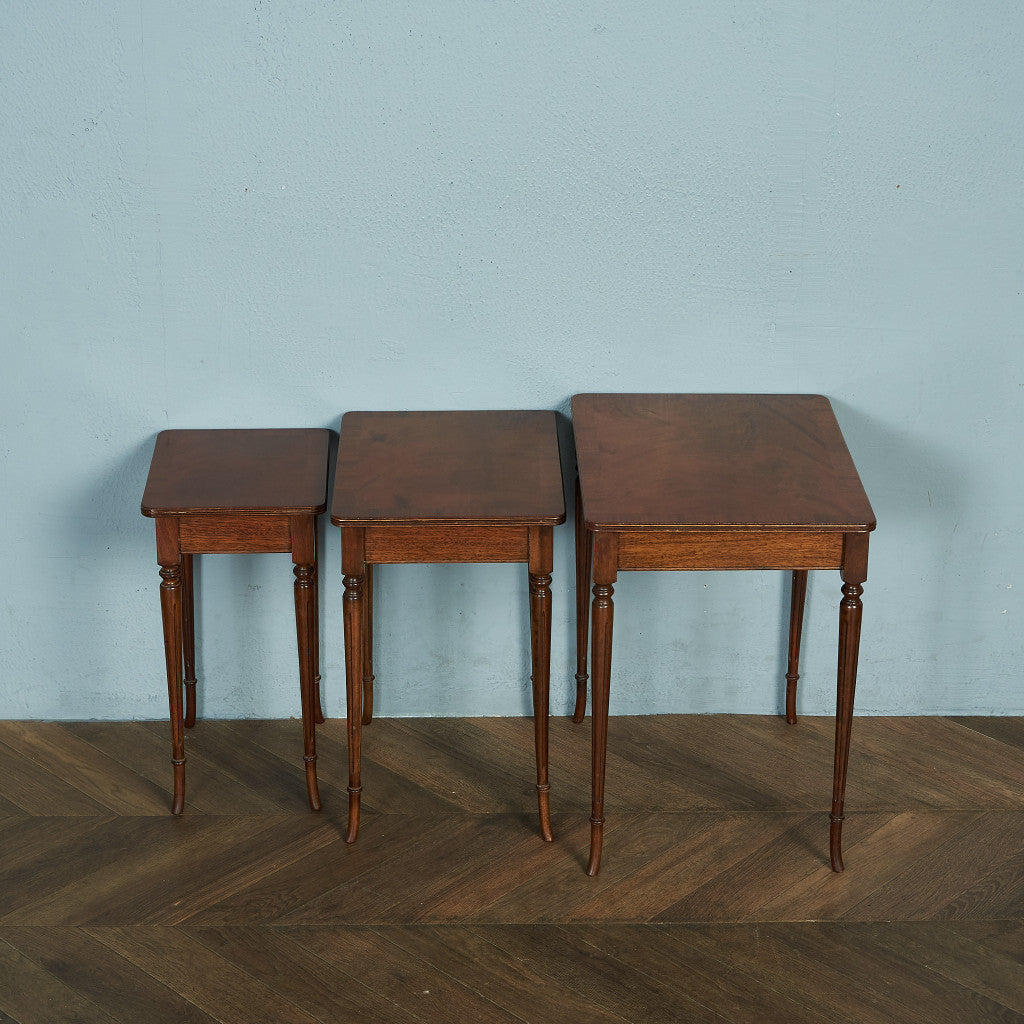 British Classic Nesting Table #74774