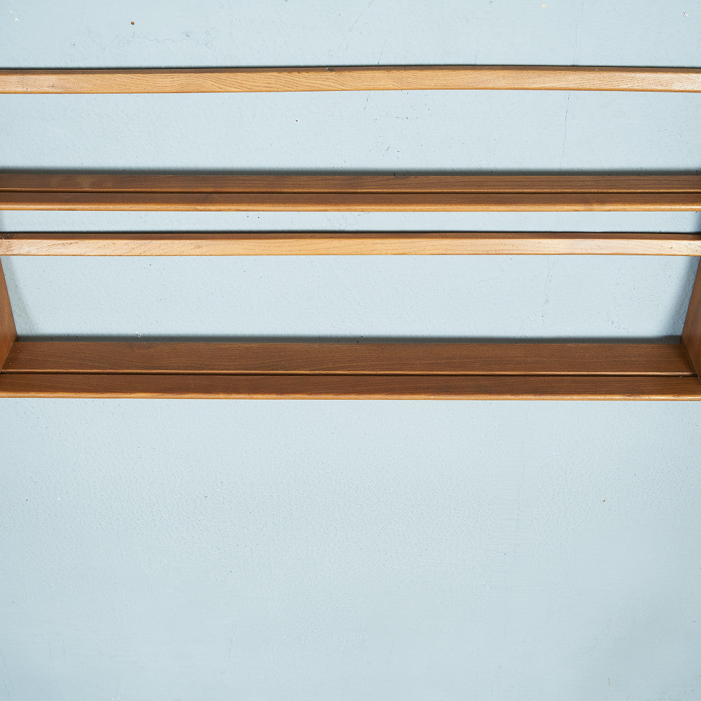 ヴィンテージ ウォールラック (Wall Mounted Plate Rack model 268)