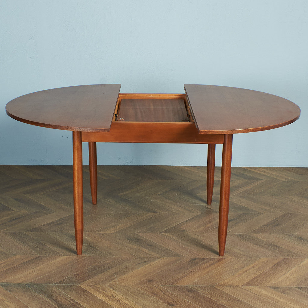 British vintage extension round dining table #74545