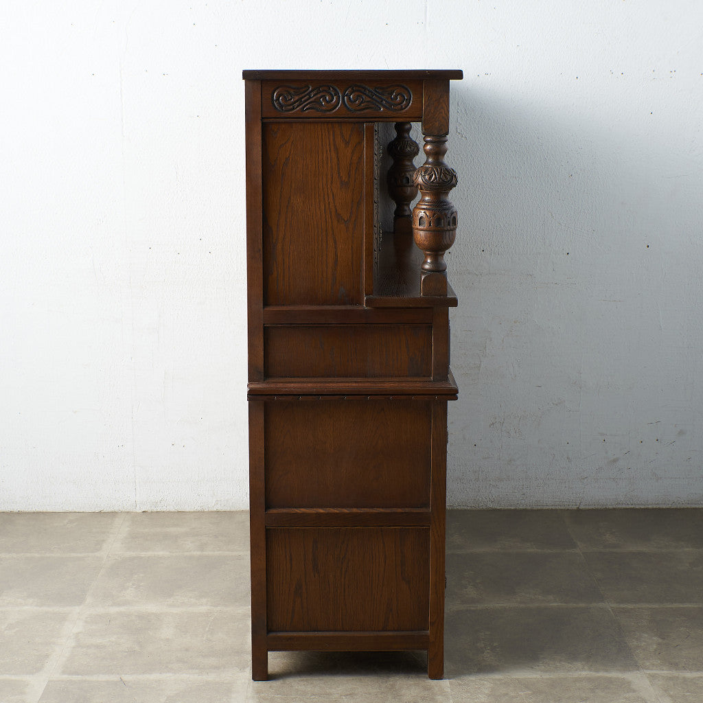 Old Charm オーク材 コートカップボード
