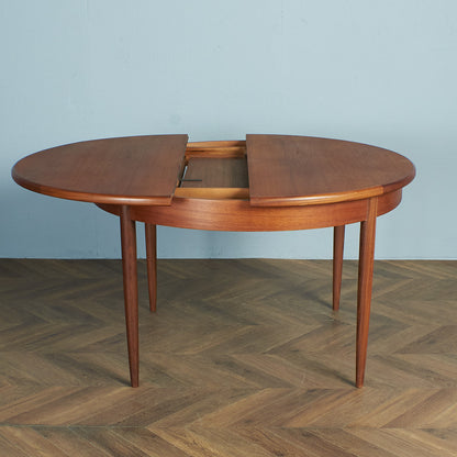 G-PLAN Extension Round Dining Table #74519