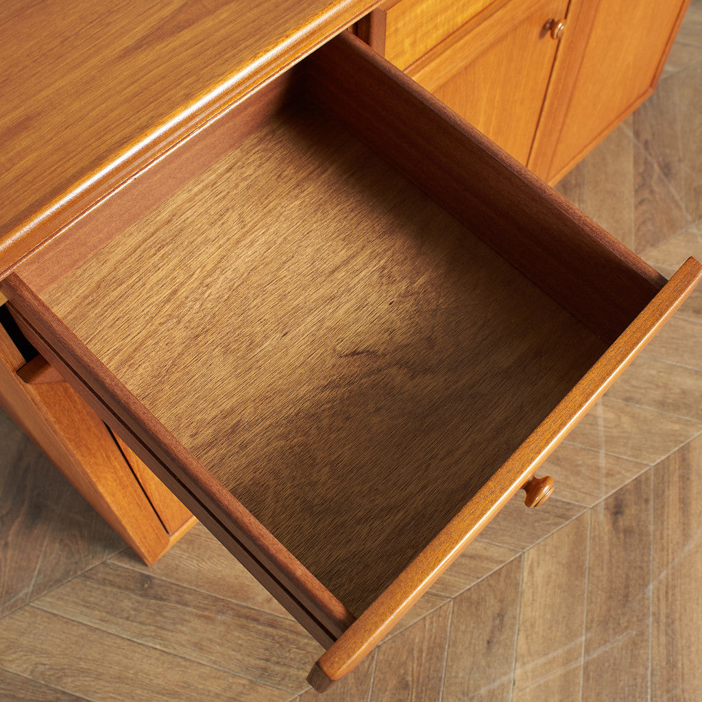 British Vintage Sideboard #76523