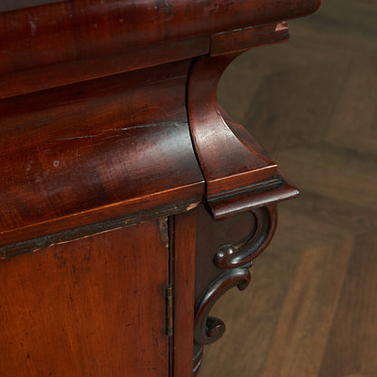 British Classic Sideboard #81726