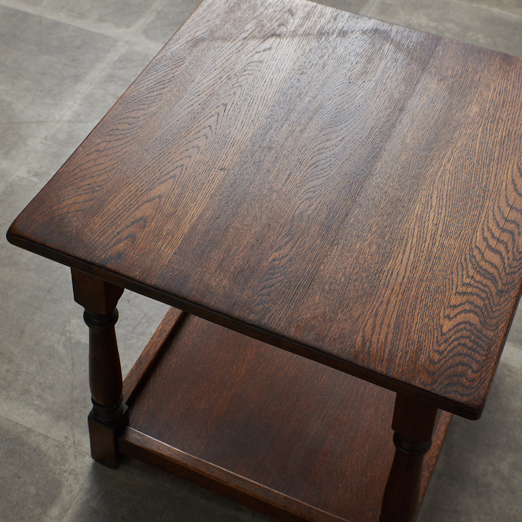 [67287] British classic oak side table