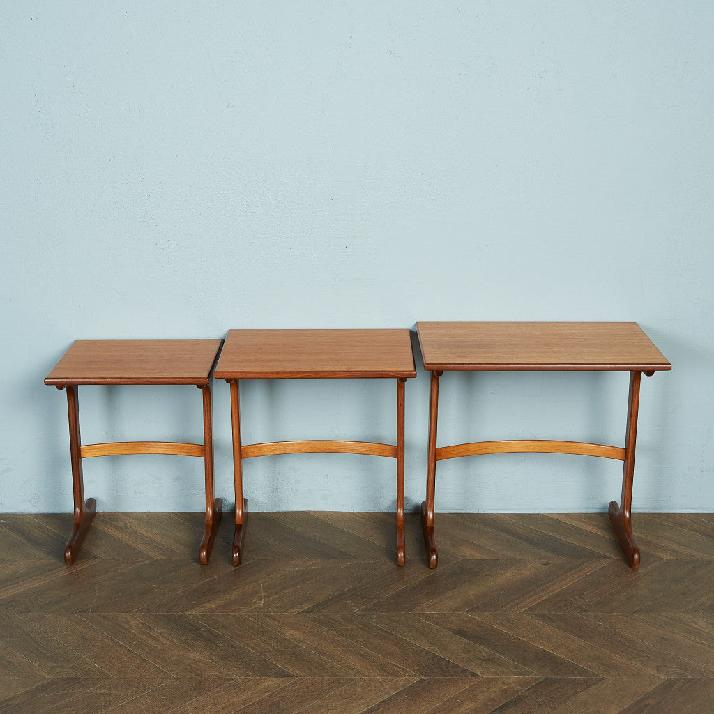 G-PLAN Vintage Nesting Table #74635
