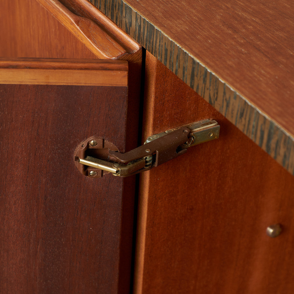 AHMcINTOSH Vintage Sideboard #79342
