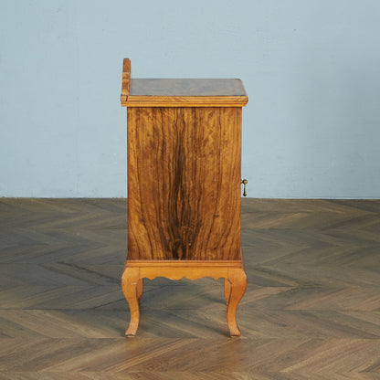 British Classic Bedside Cabinet #82054