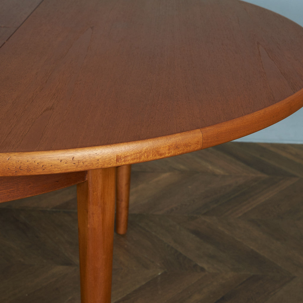 Jentique Extension Round Dining Table #84643