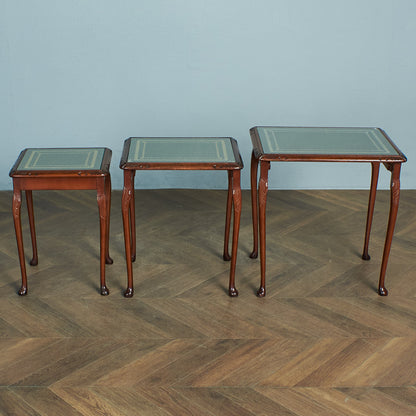 British classic glass top nesting table #78638