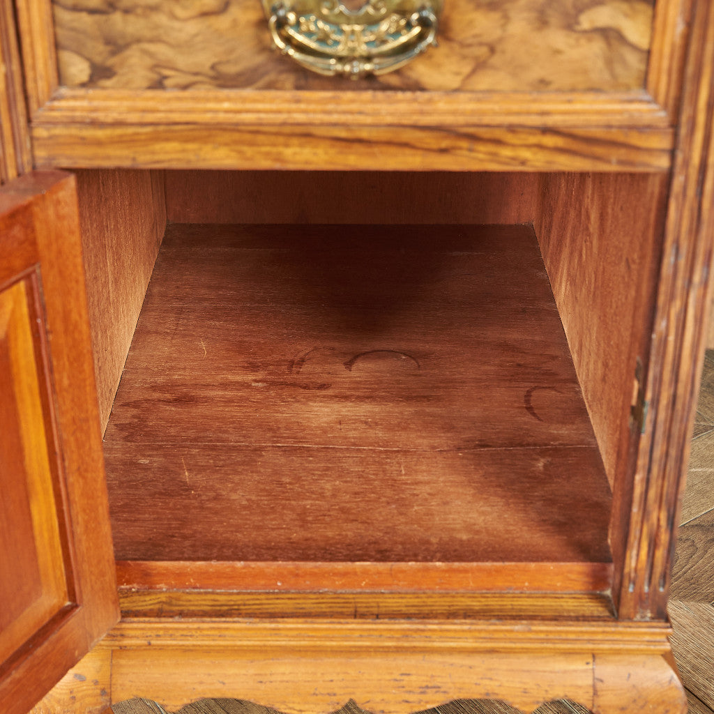 British Classic Dresser Desk #82053