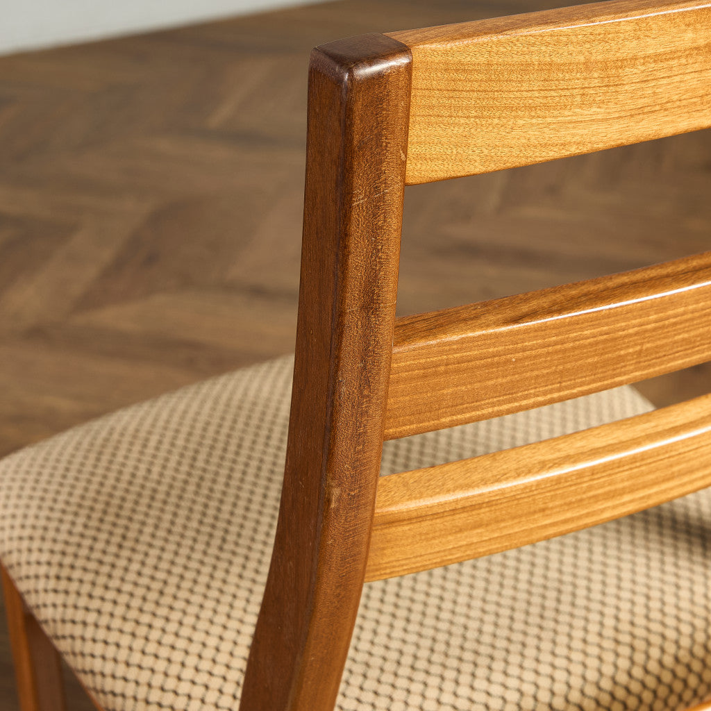 ヴィンテージ ラダーバック ダイニングチェア