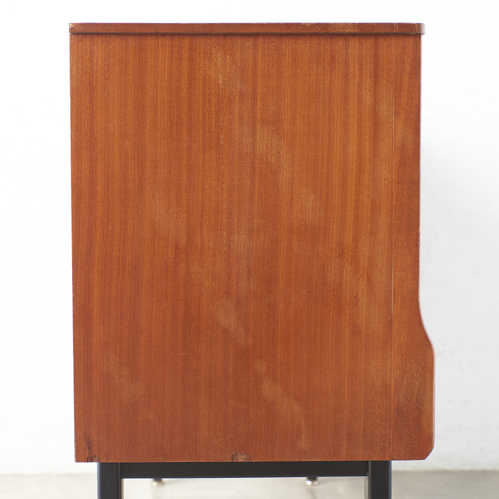 [67366][Jentique] Vintage sideboard