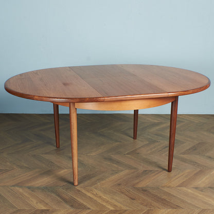 G-PLAN Extension Round Dining Table #74514