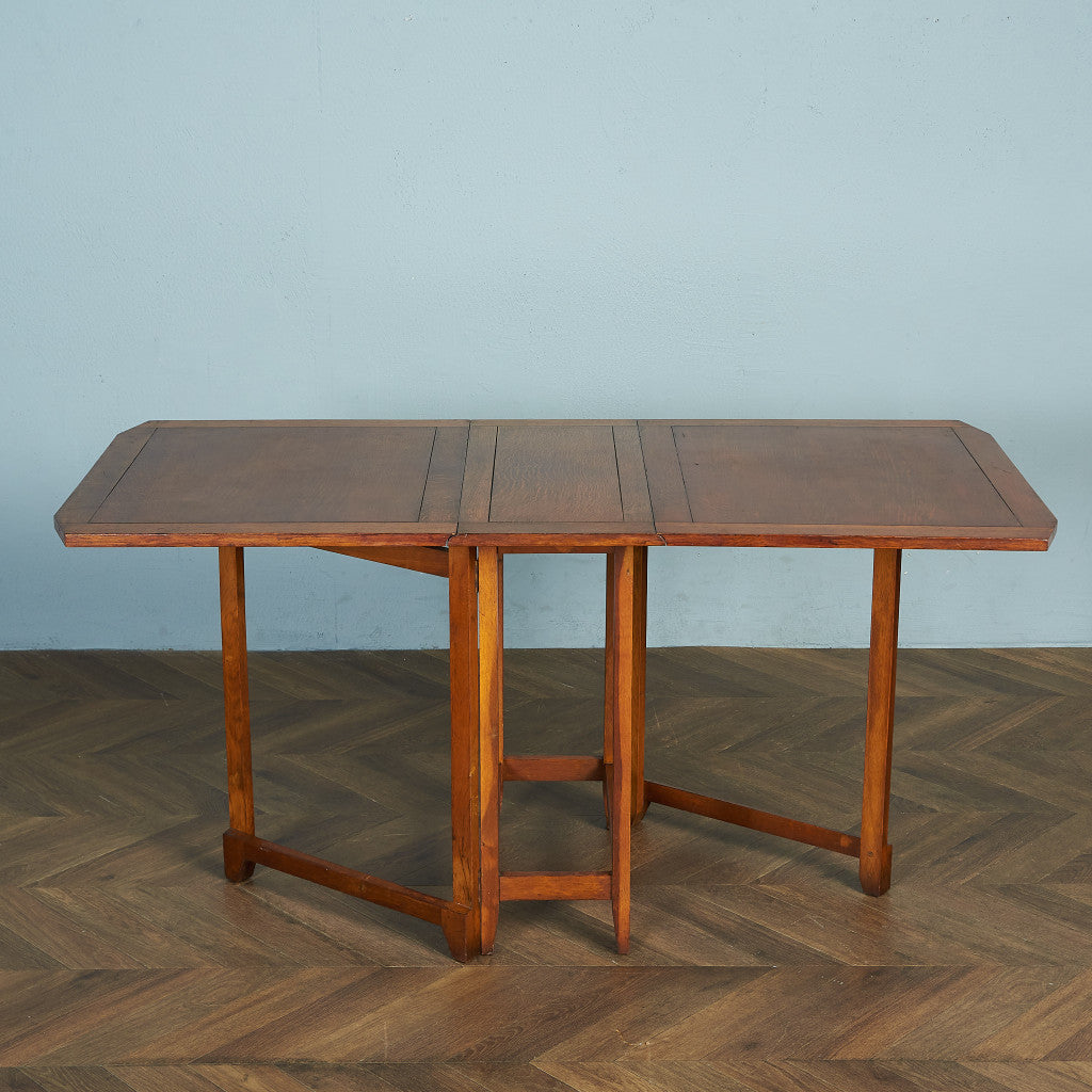 British Classic Drop Leaf Gateleg Table #81780