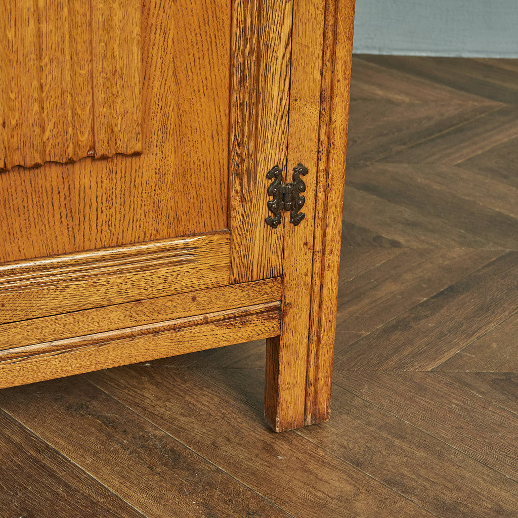 British Oak Welsh Dresser/Cupboard #84628
