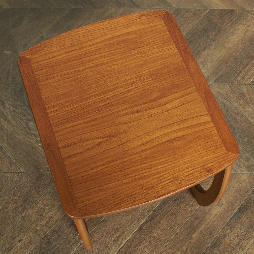 Burlington ネストテーブル