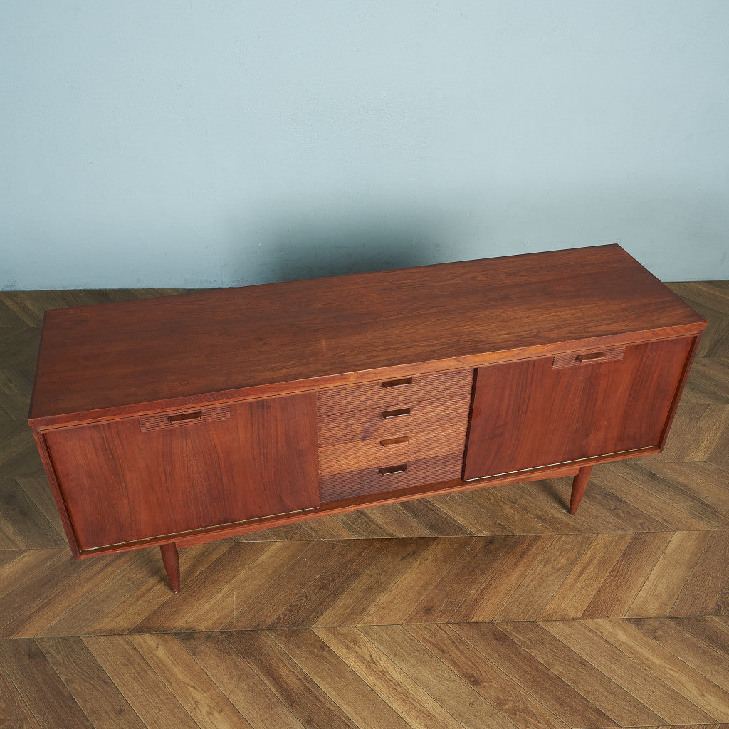White &amp; Newton Vintage Sideboard #80484