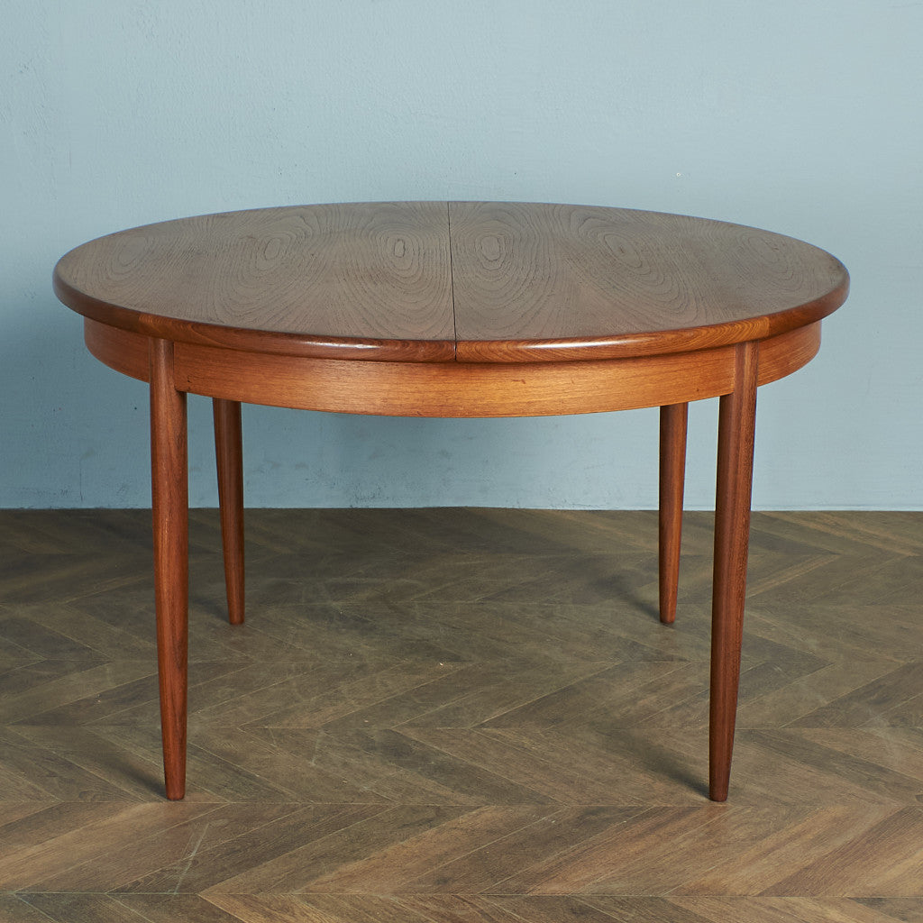 G-PLAN Extension Round Dining Table #72187