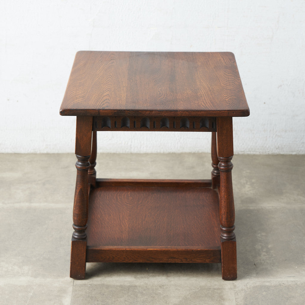 [67287] British classic oak side table