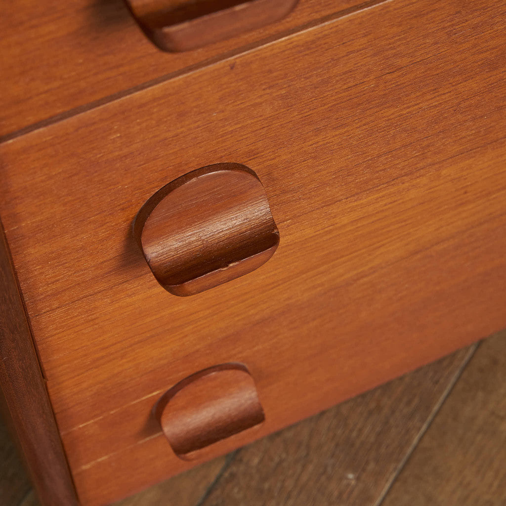 スタッグ Stag Furniture ヴィンテージ 4段 チェスト #84651