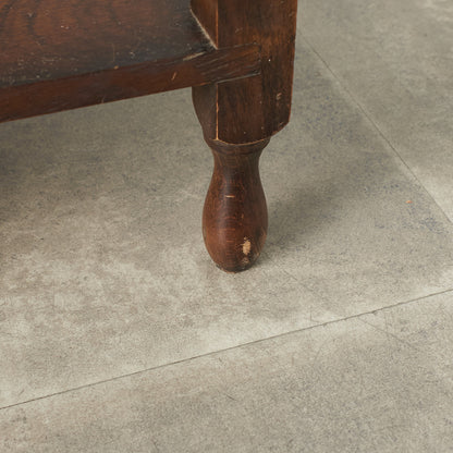 [67606] British Classic Half Moon Table