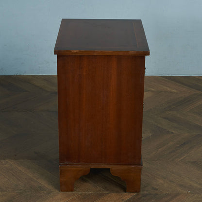 British Classic 3-Drawer Side Chest #83734