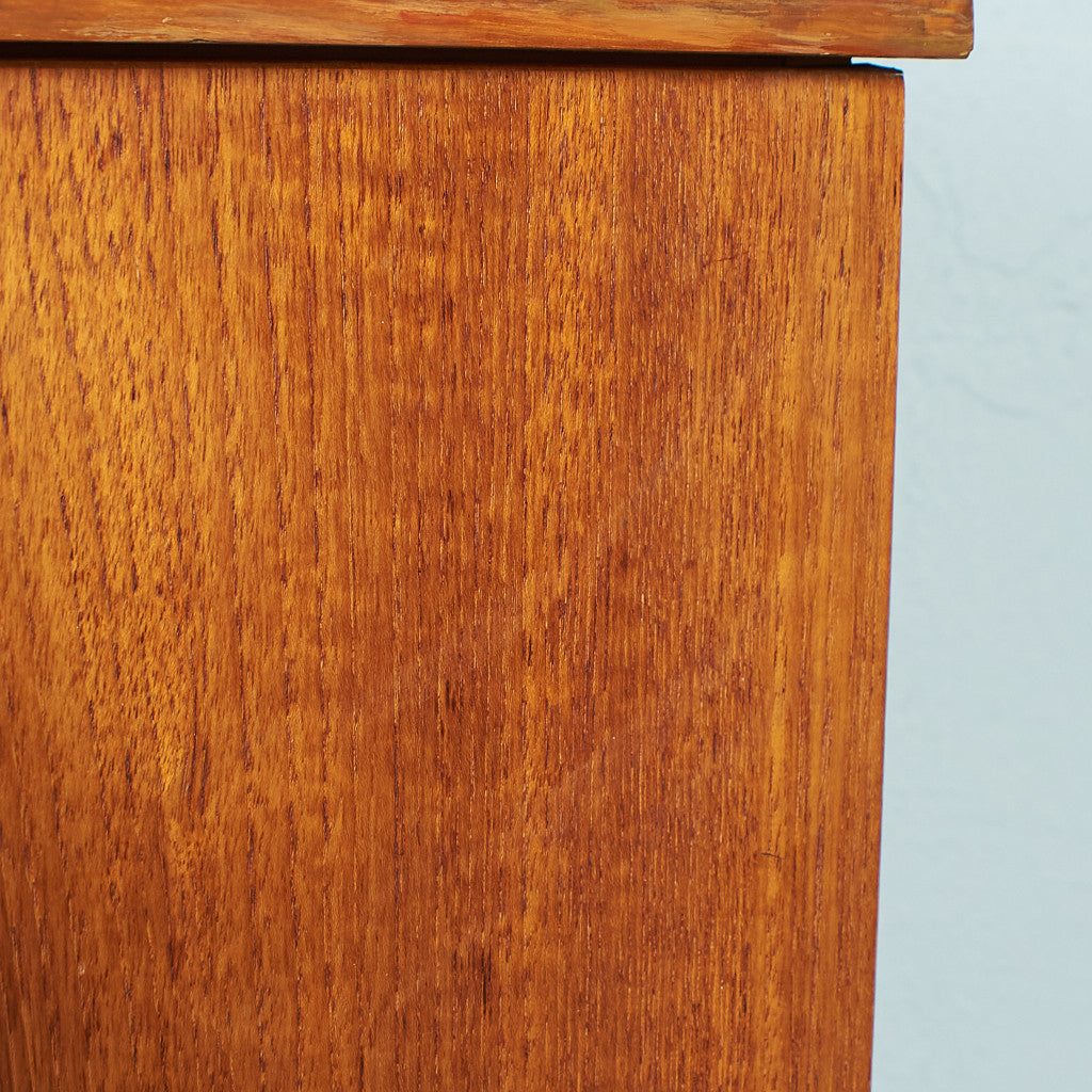 British vintage sideboard / repainted top #79763