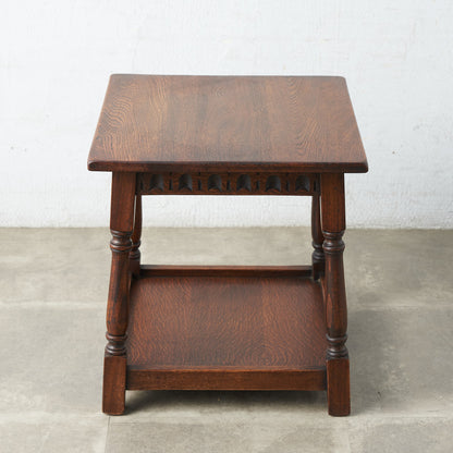 [67287] British classic oak side table