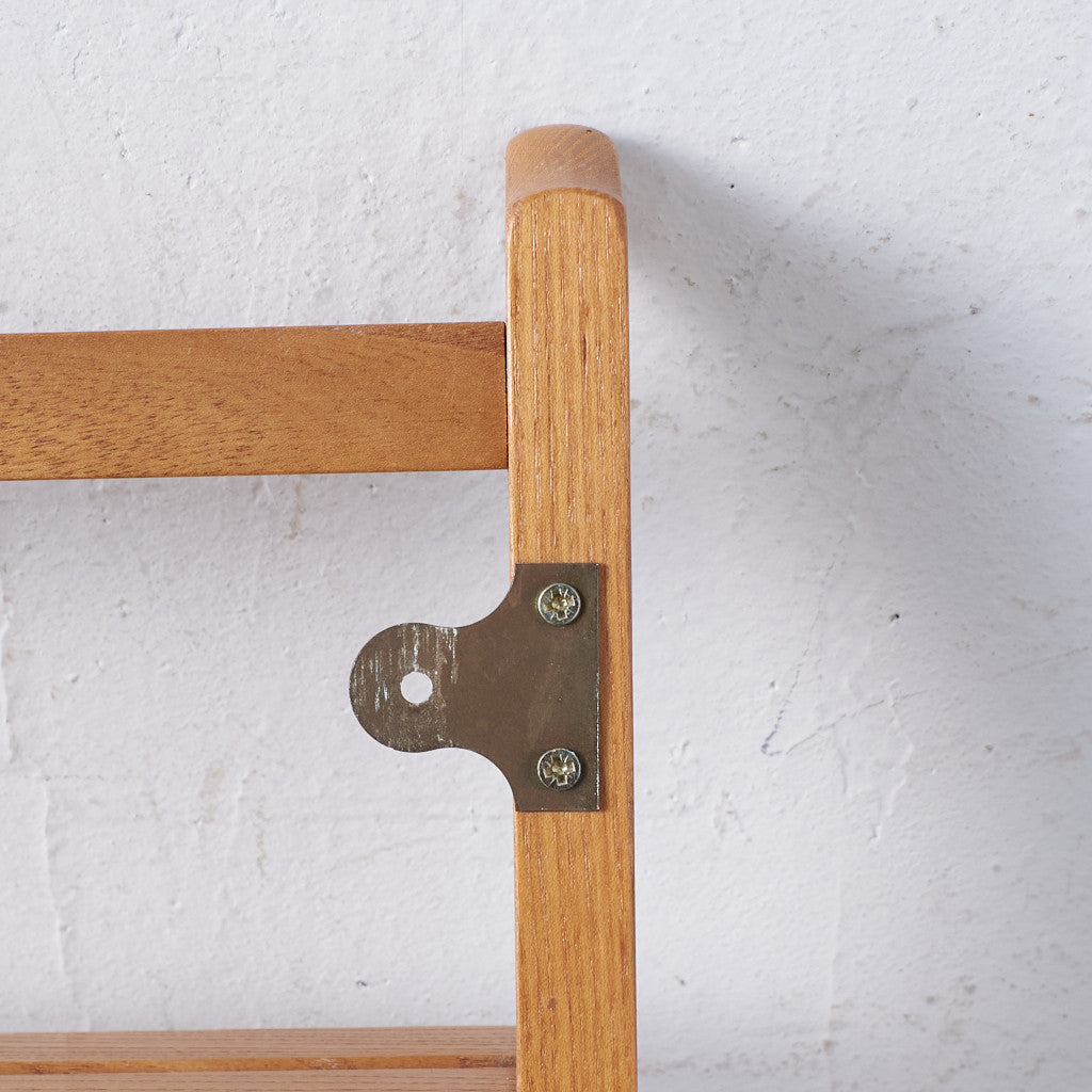 ヴィンテージ ウォールラック (Wall Mounted Plate Rack model 268)