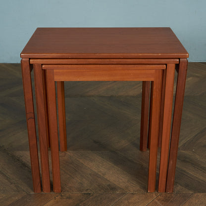 AHMcINTOSH Vintage Nesting Table #81712