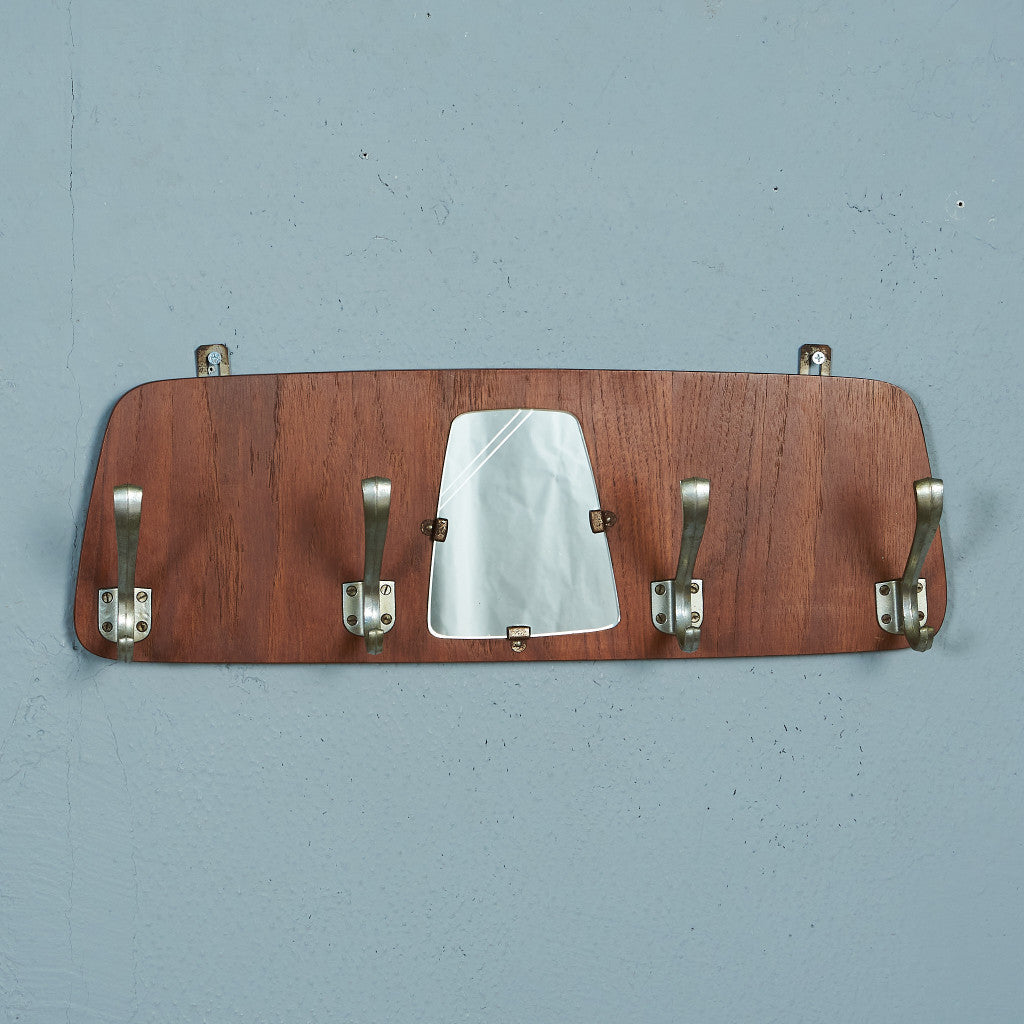 British Vintage Wall Hanger #82110
