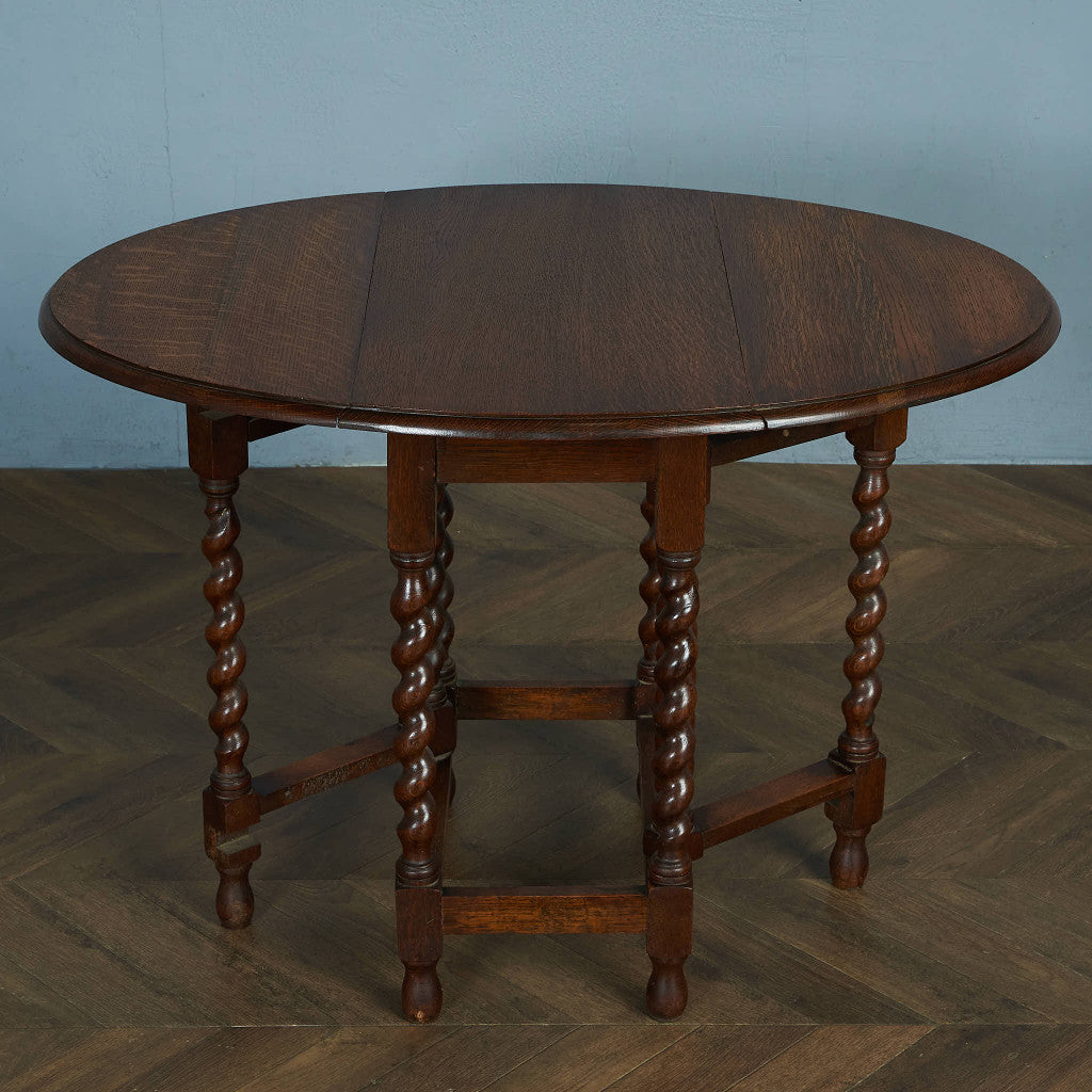 British Classic Drop Leaf Gateleg Table #83668
