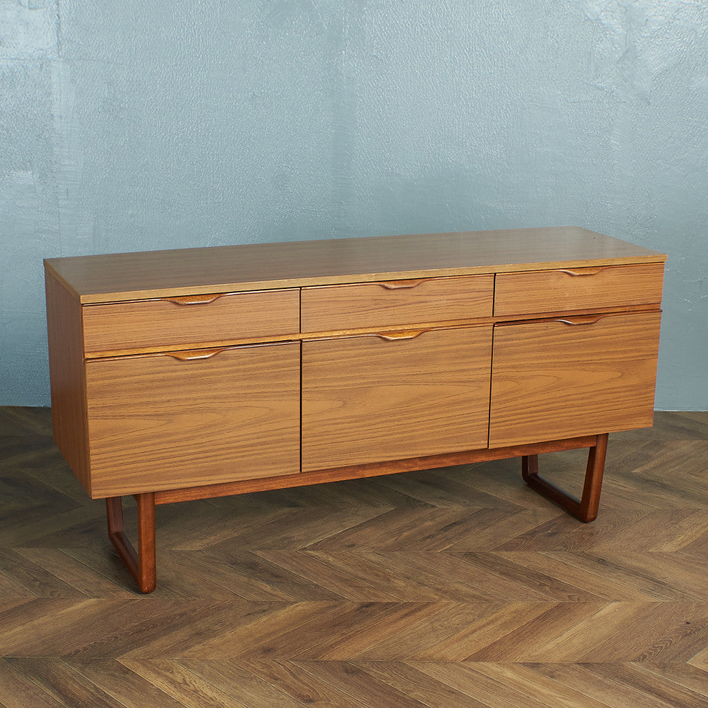 Europa furniture ヴィンテージ サイドボード