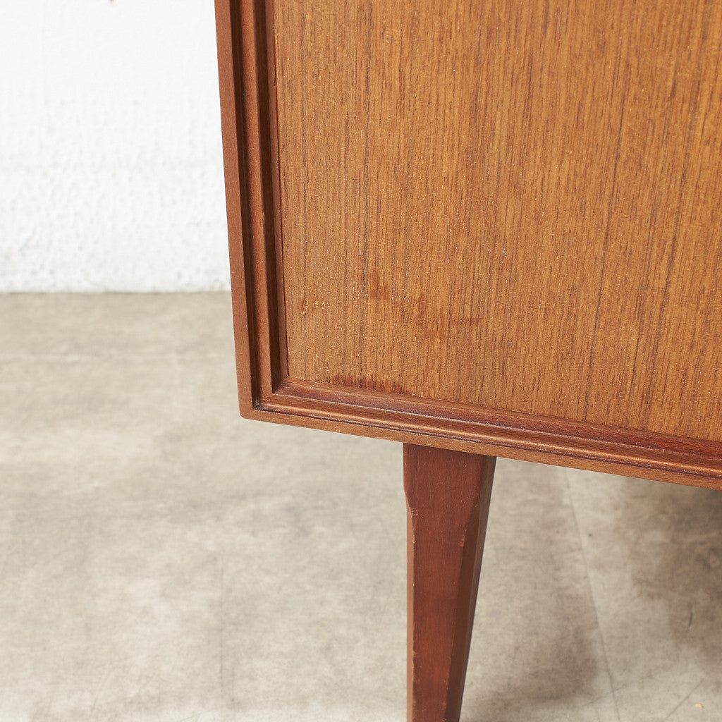 [67469][Meredew] Vintage wide chest