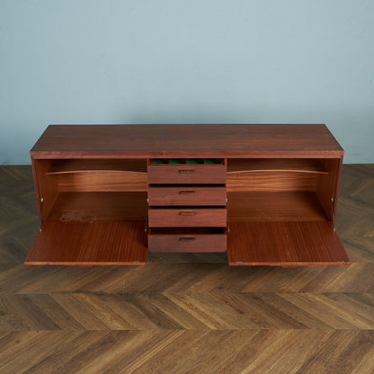 White &amp; Newton Vintage Sideboard #80484
