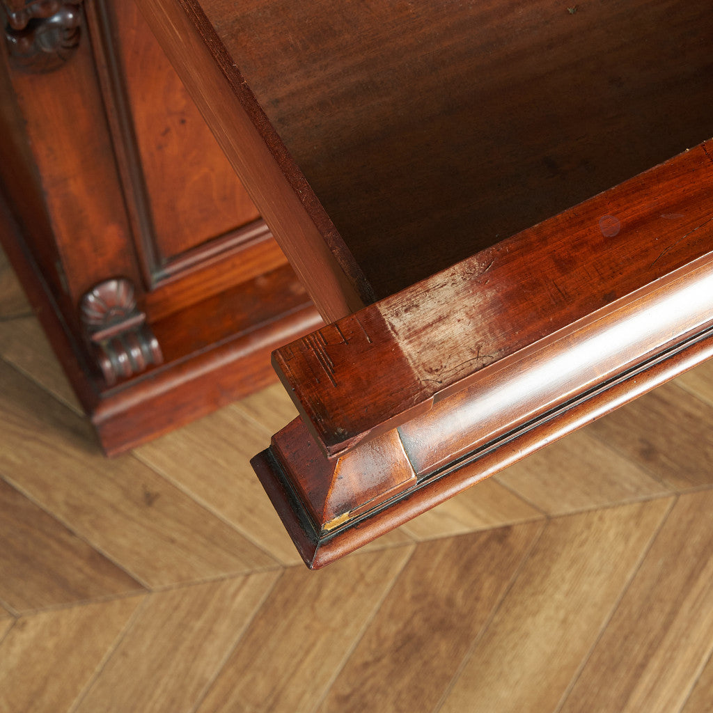 British Classic Sideboard #81726