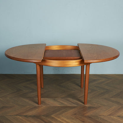 British vintage extension round dining table #79607