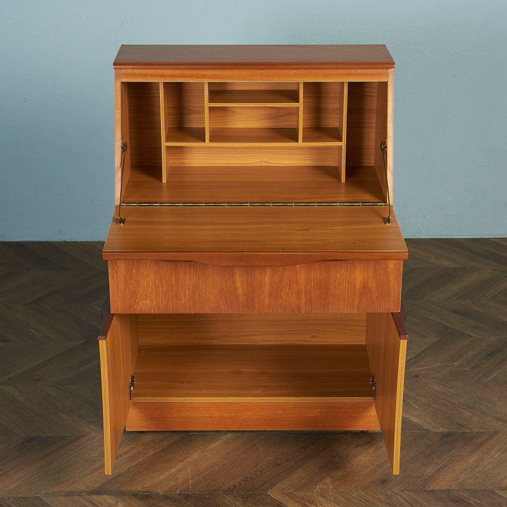 British Vintage Writing Bureau #80434