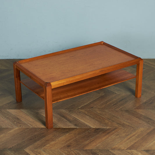 British Vintage Coffee Table #81093