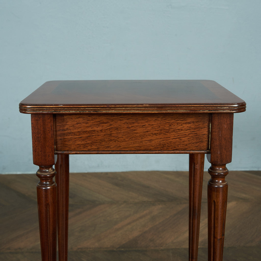 British Classic Nesting Table #74774