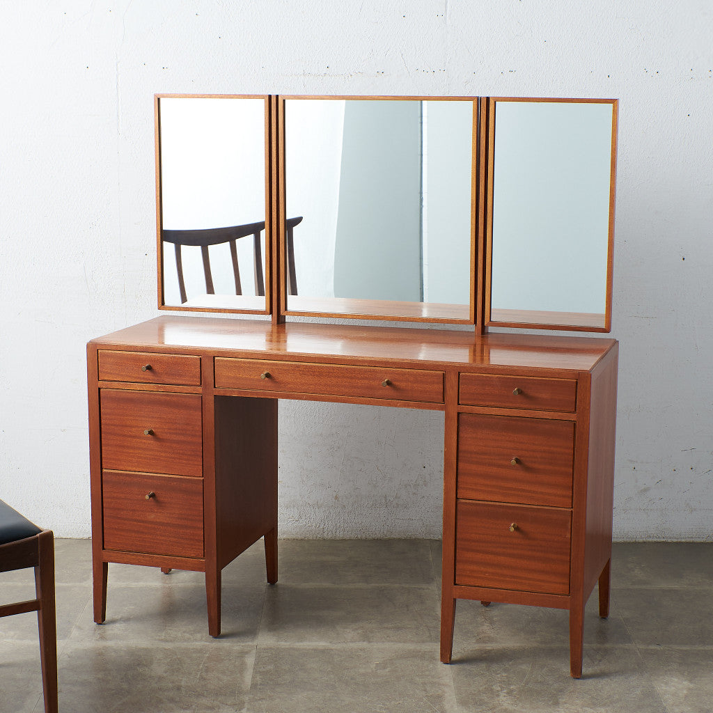 Lough borough Furniture ヴィンテージ トリプルミラー ドレッシングデスク