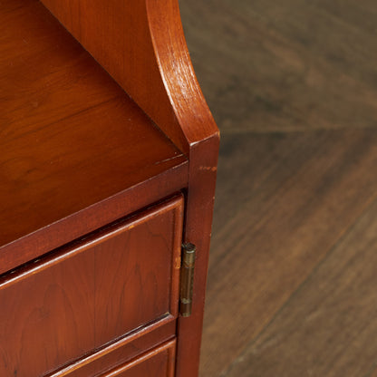 British classic side cabinet with sliding top #82103