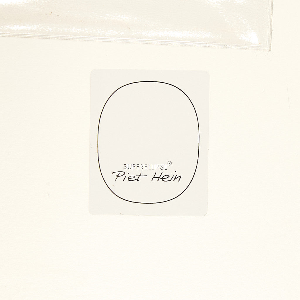 Fritz Hansen A603 Super-circular Table スーパー円テーブル