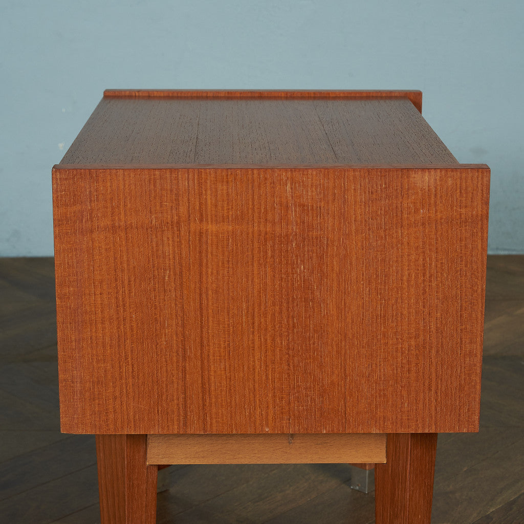 British Vintage Bedside Cabinet #81952