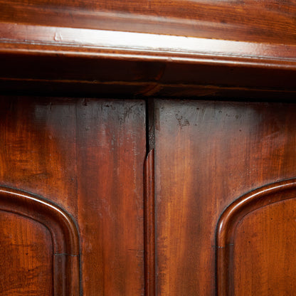 British Classic Sideboard #81726